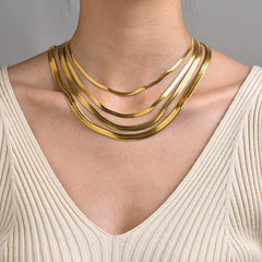 Collar Lía · Gargantilla Herringbone